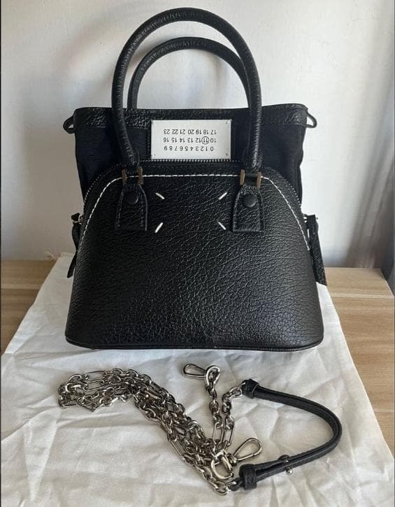 新品未使用 黒色 ハンドバッグ