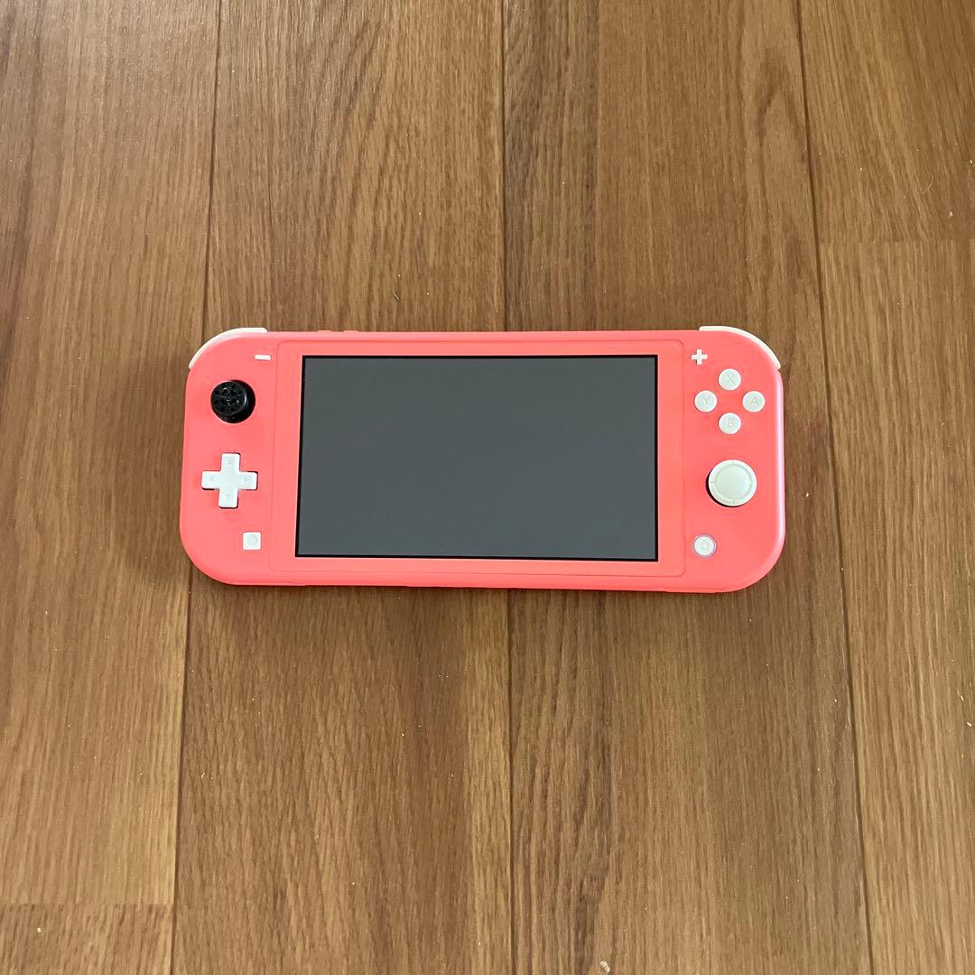 任天堂SwitchLite 左スティックのカバーなし