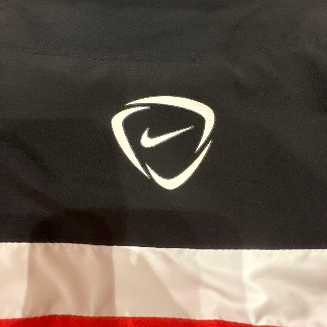 激レア　マンチェスターユナイテッド　アンセムジャケット　ナイロンジャケット