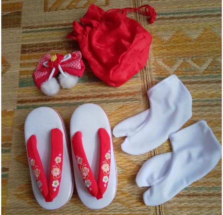 【ほぼ新品未使用】　七五三　着物 3歳用　セット　お祝い