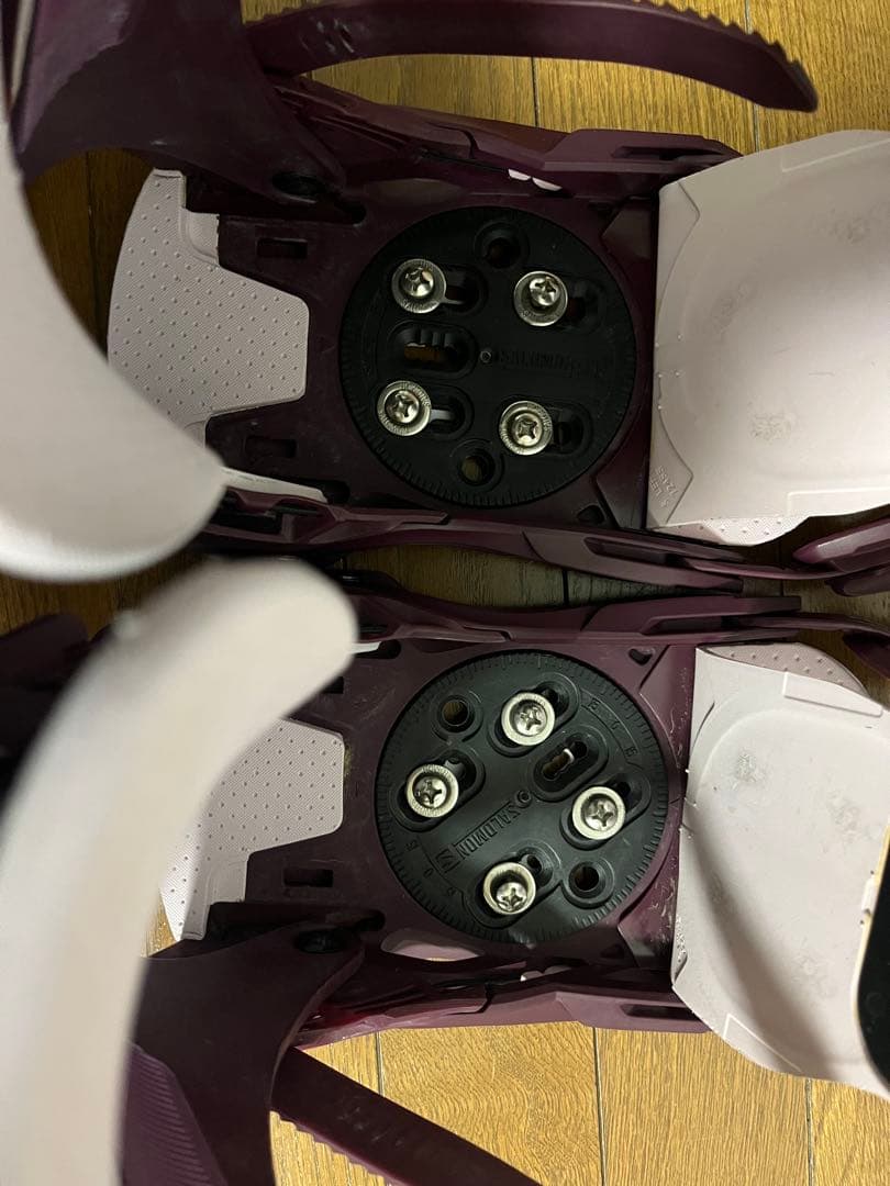 サロモン　ホログラム　スノーボードビンディング パープル