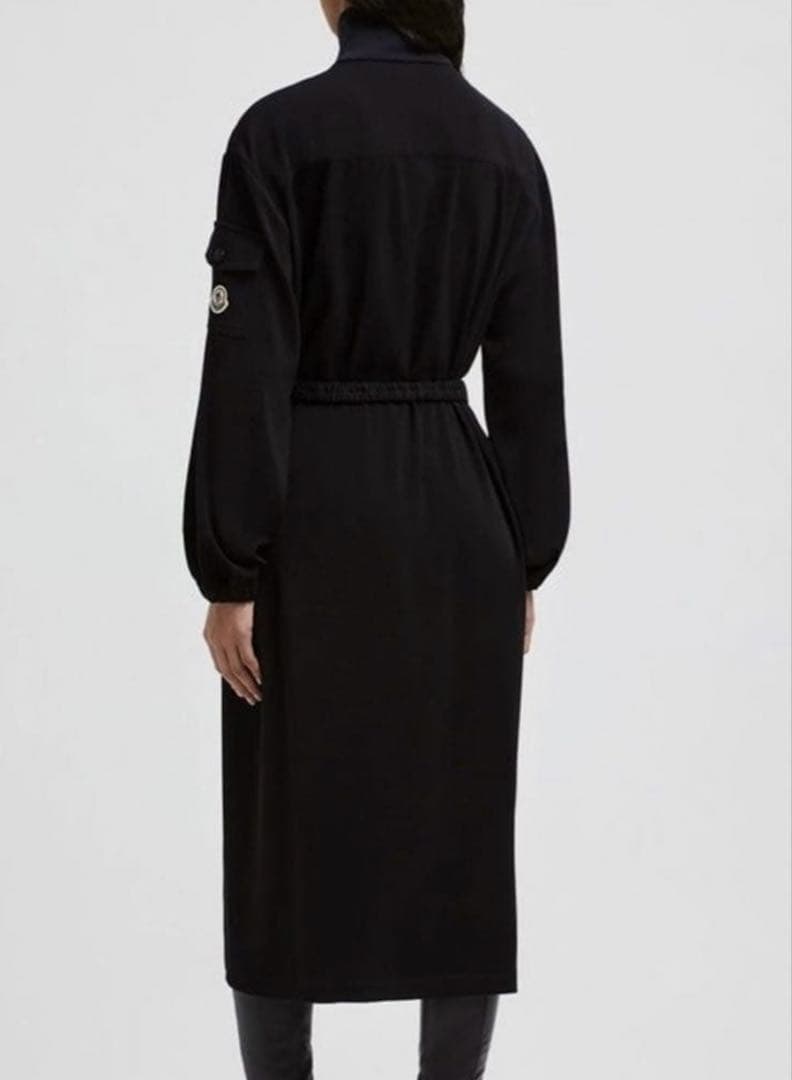 モンクレール現行品