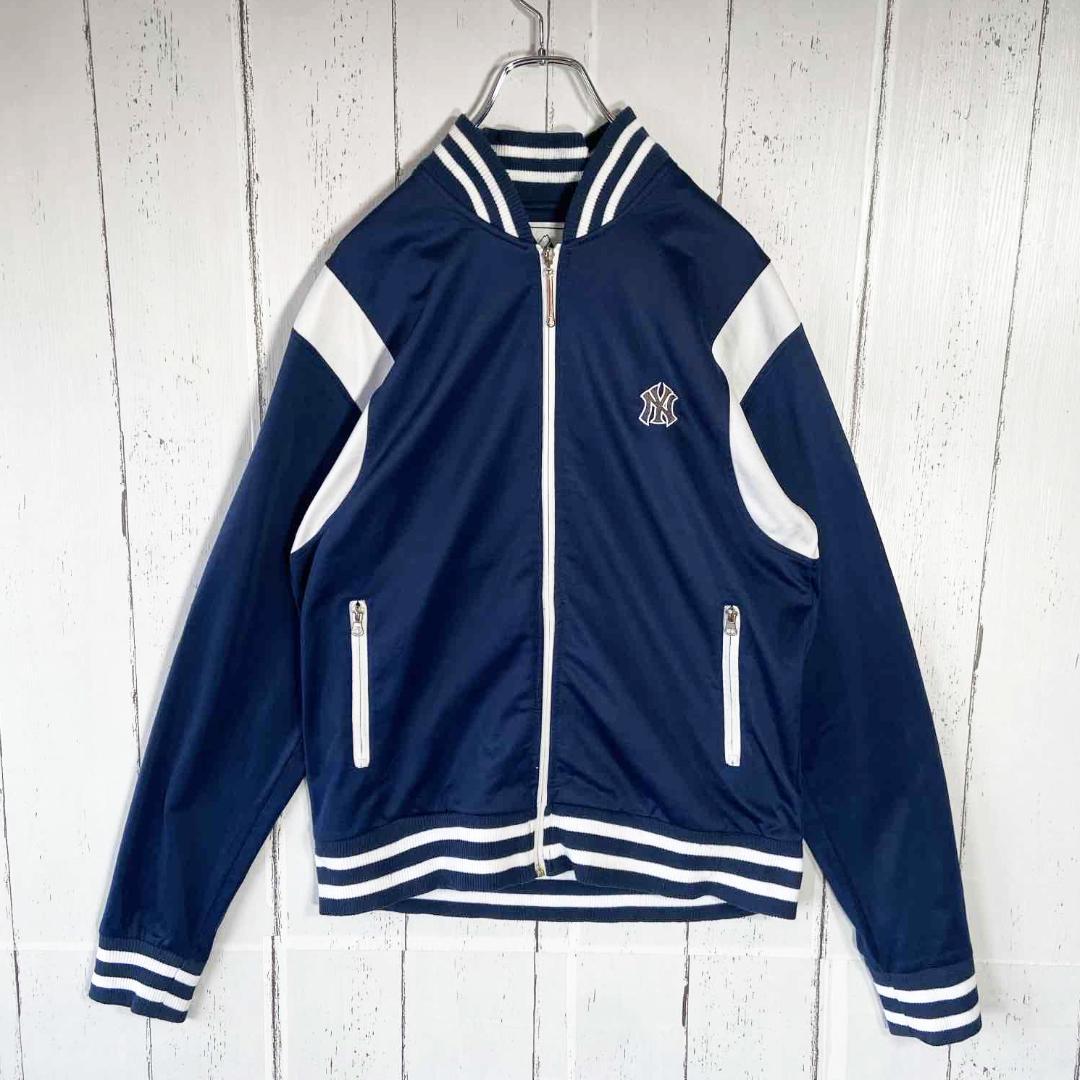 ニューヨーク ヤンキース スタジャン 刺繡ロゴ マジェスティック 古着 XL 紺