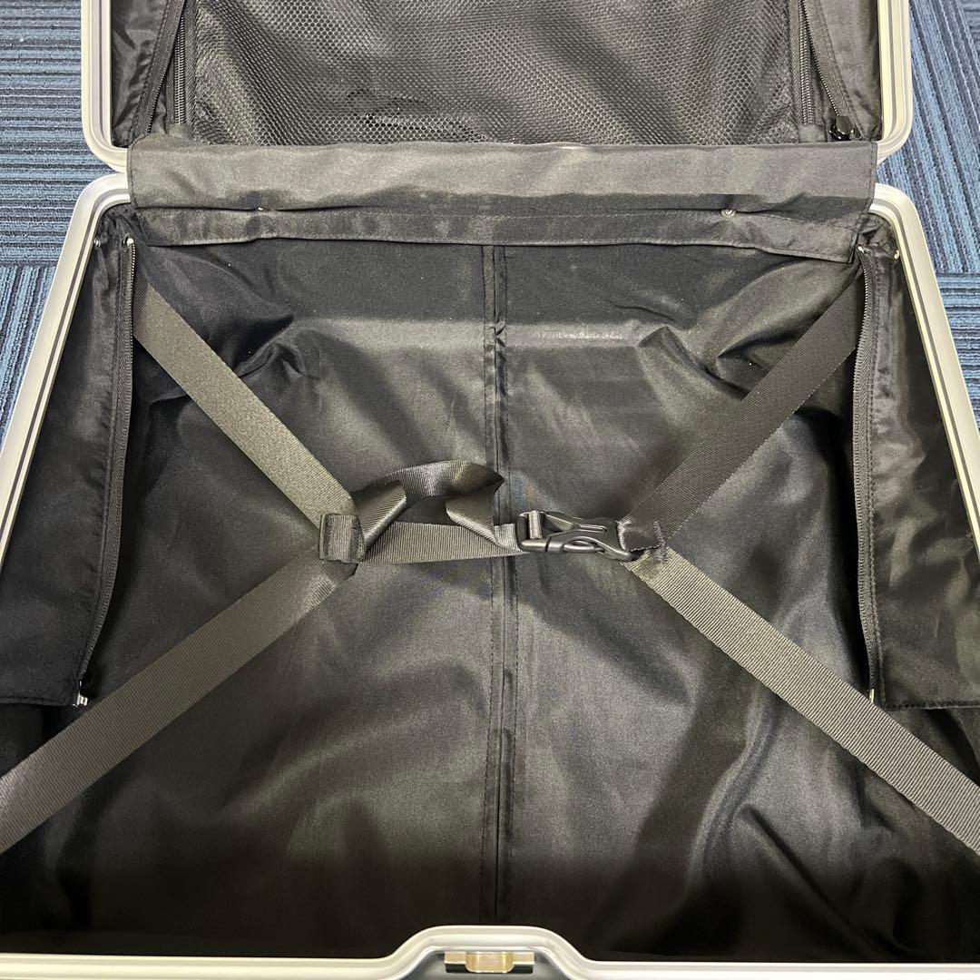 イノベーター　42L アルミニウム キャリーケース 美品