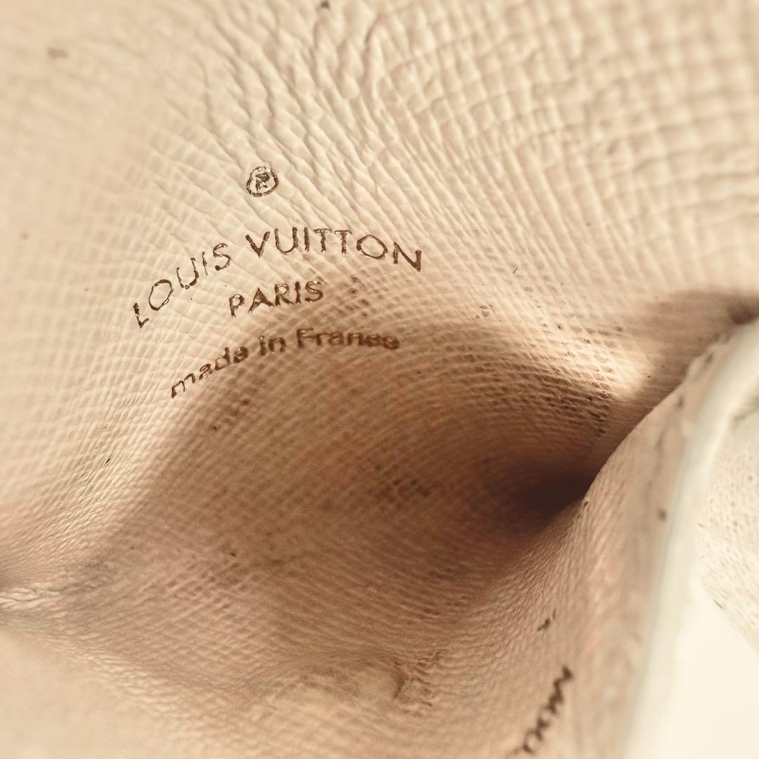 希少 ルイヴィトン モノグラム ポルト クレ キリガミ プール M00303