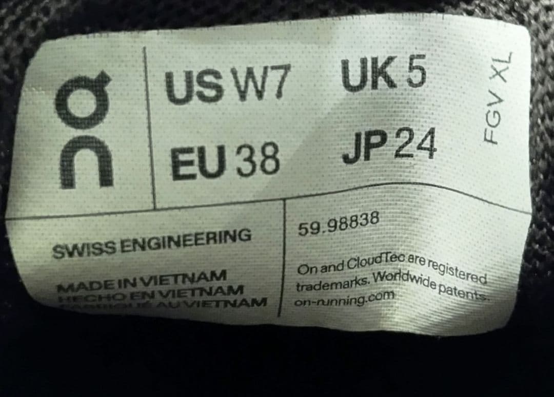 On Cloud 5 Waterproof all black 24.0cm 黒