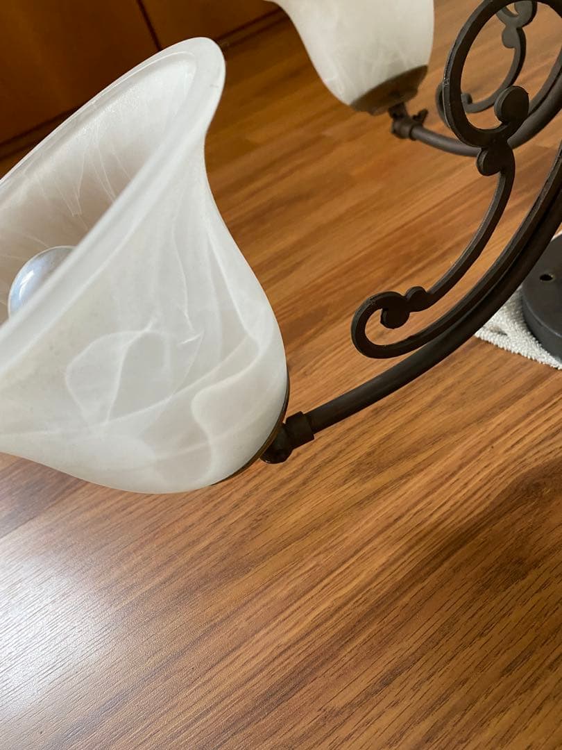 クラシックデザイン 4灯シーリングライト