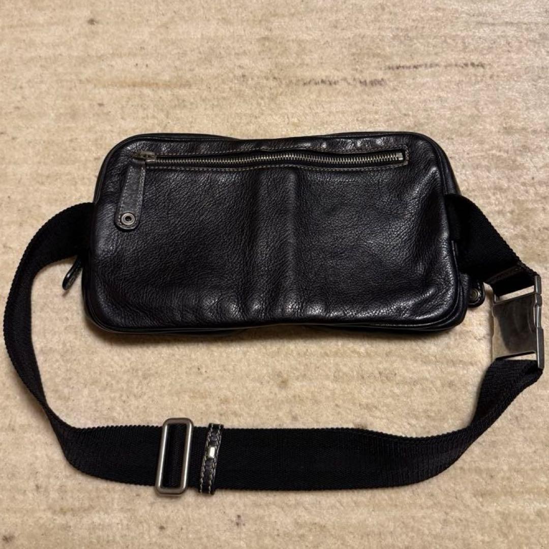 GUCCI ボディバッグ レザー 革 バッグ