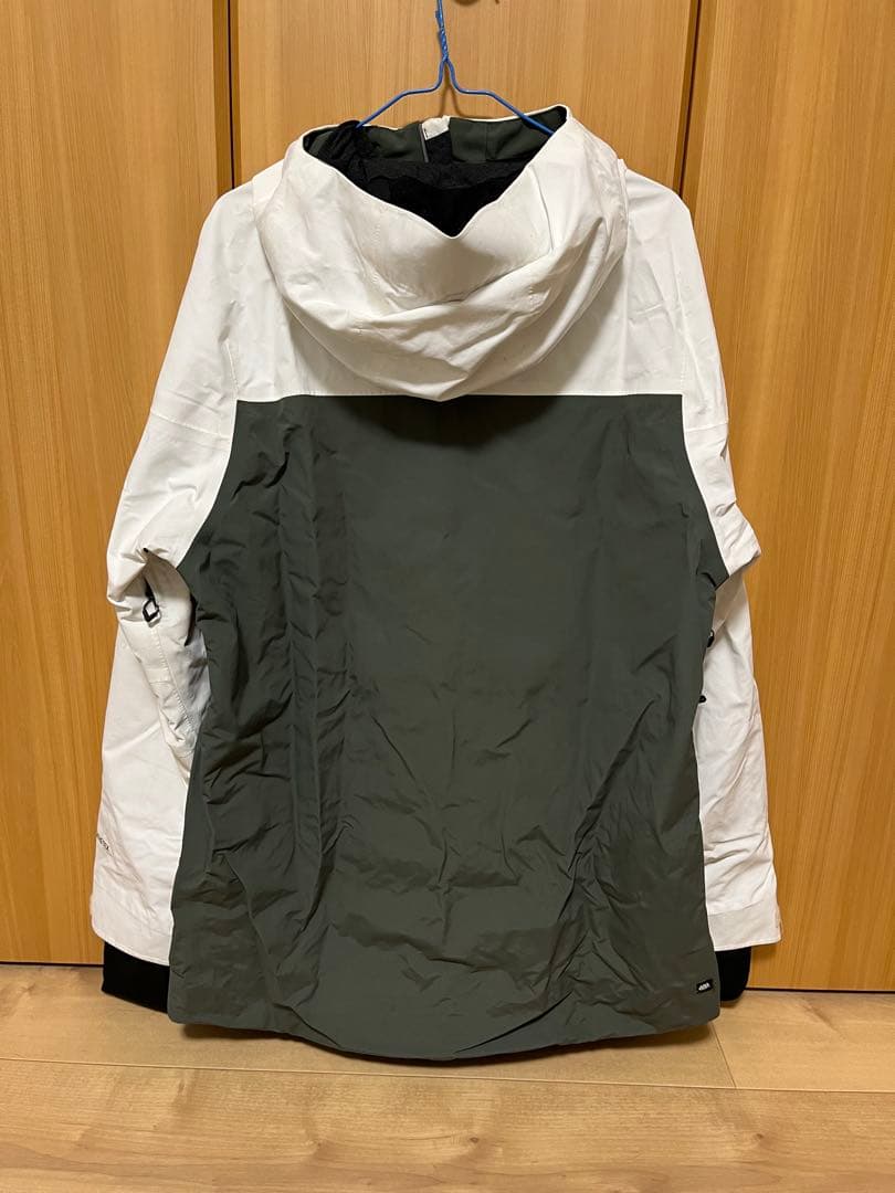 686スノーボードウェア