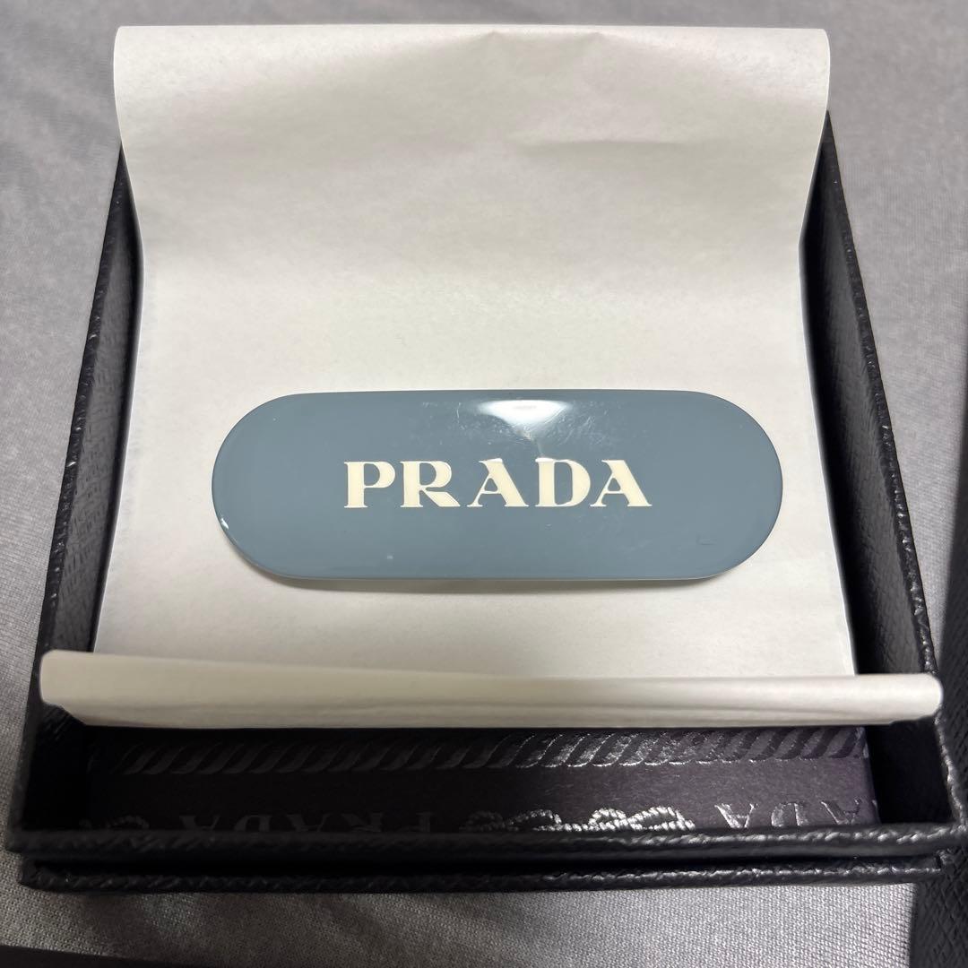 PRADA プレックス ヘアクリップ ブルー