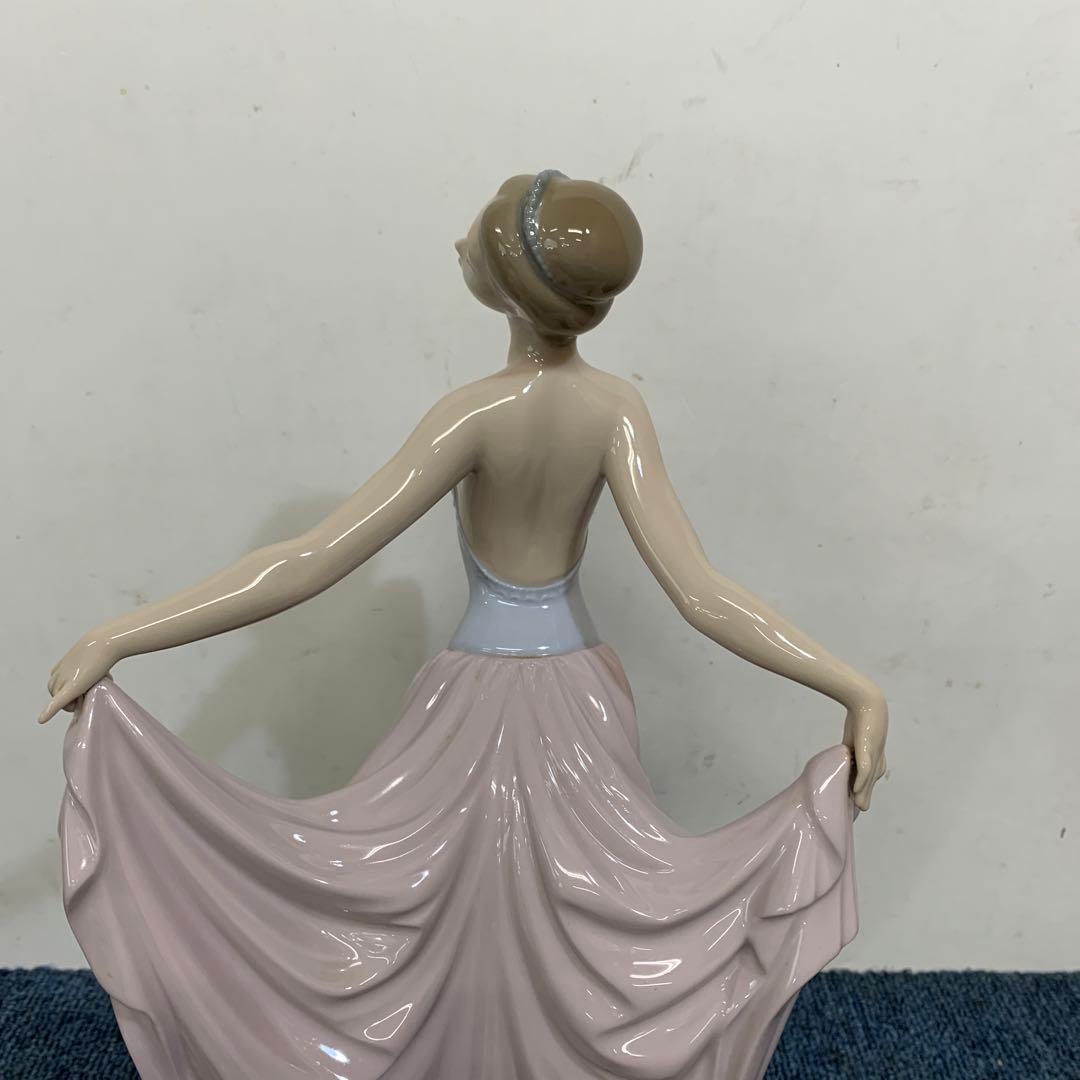LLADRO リヤドロ フィギュリン 踊る少女
