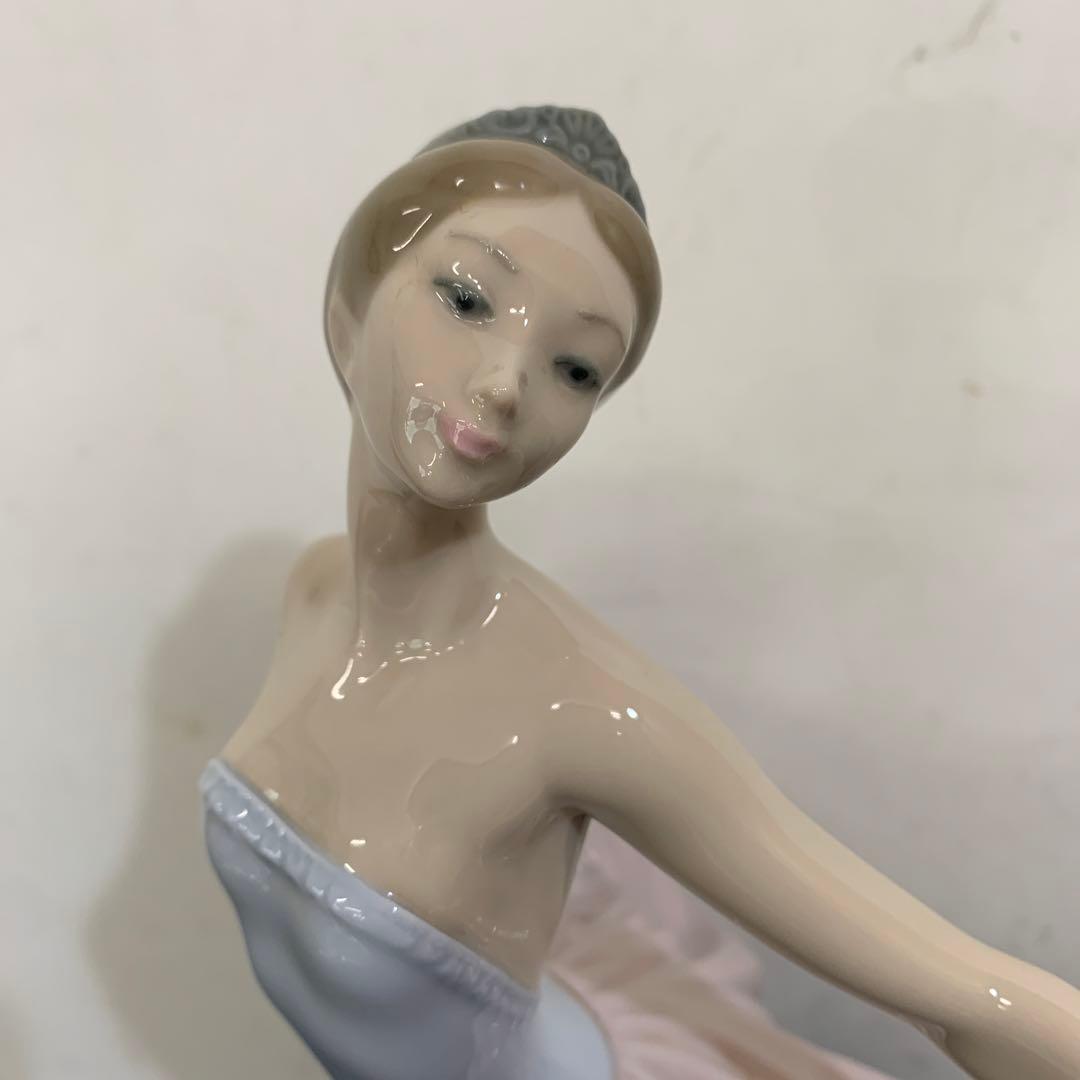 LLADRO リヤドロ フィギュリン 踊る少女