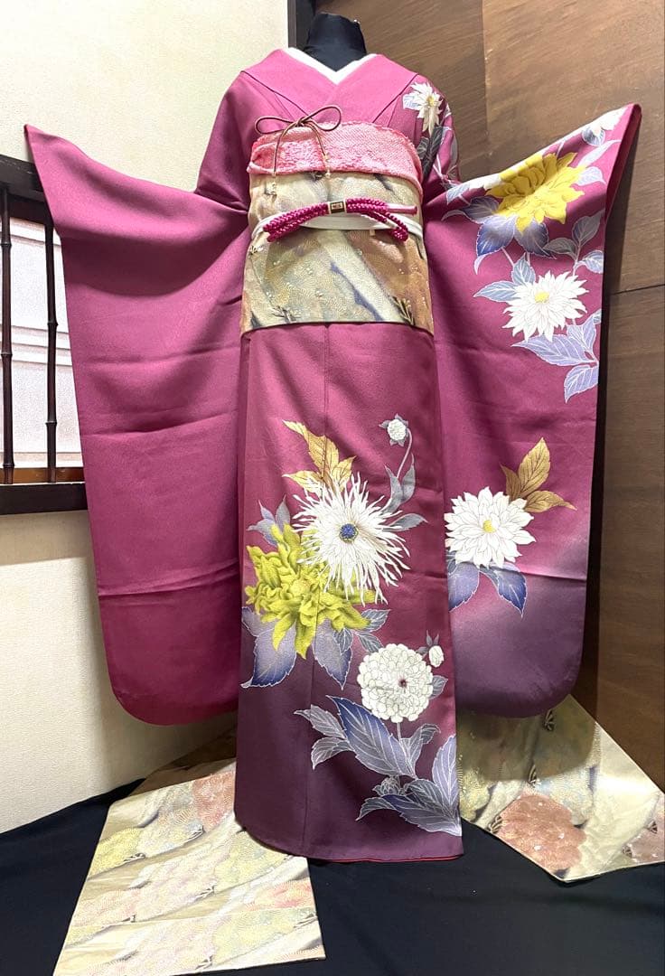 振袖 フルセット6点サイズM〜Ｌ草花　ビーズ　暈し染　金彩　正絹