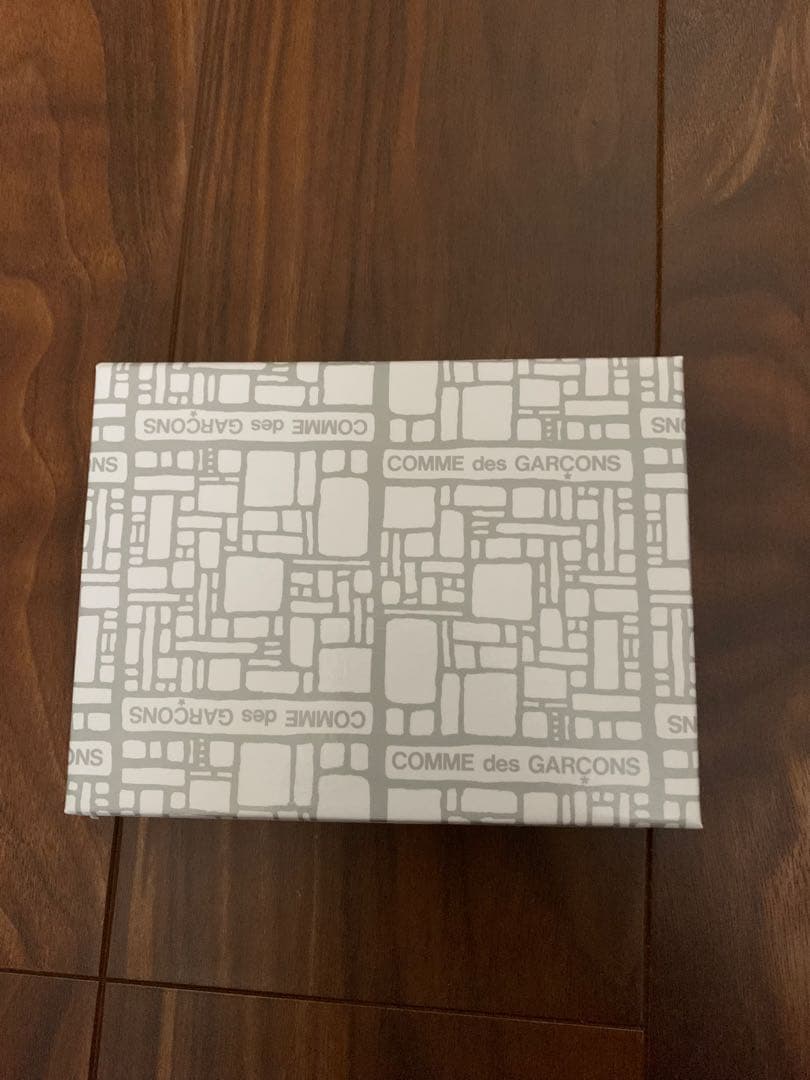 ☆新品未使用／期間限定セール☆ コムデギャルソン　ウォレット