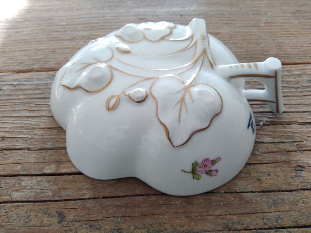 Dresden Large Leaf Trinket ドレスデン葉型器 (大）