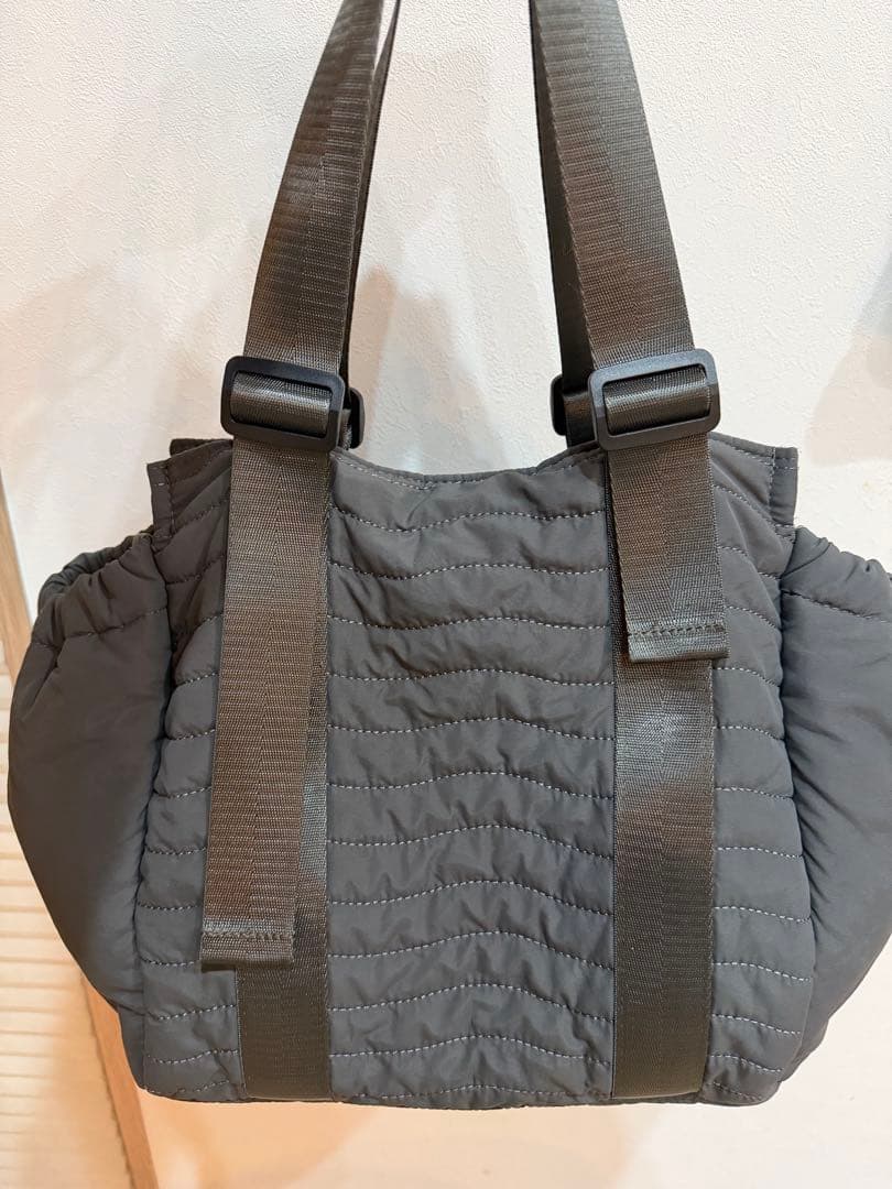 ジュメロ　キルティング　マザーズバッグ　グレー