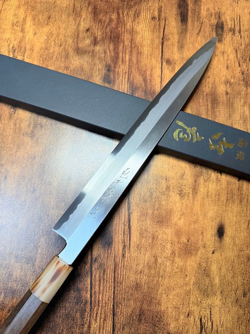 森本光一作　左用　刺身 柳刃　青鋼 紋鍛錬 尺　紫檀白水牛八角柄