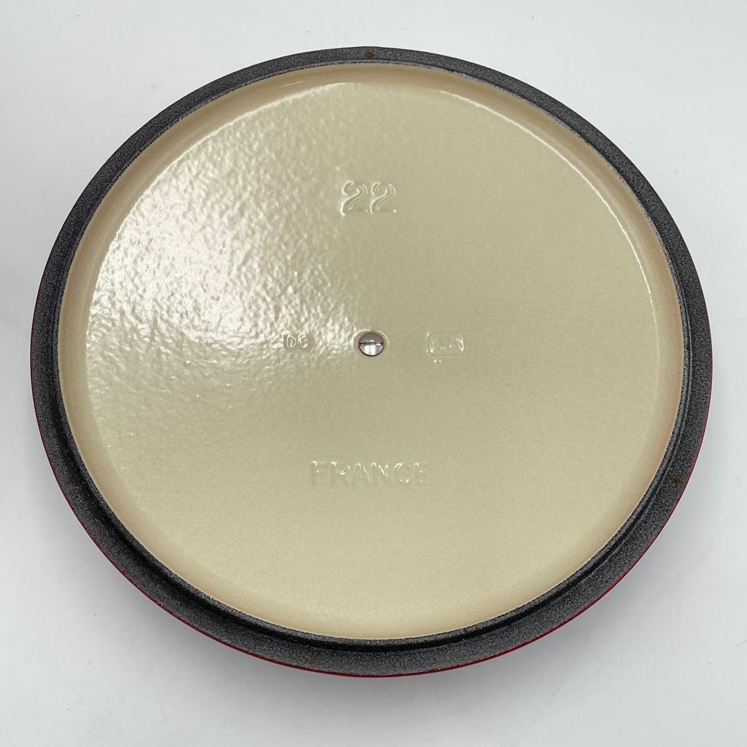 極美品　ルクルーゼ ココット ロンド　22cm バーガンディ　廃盤色