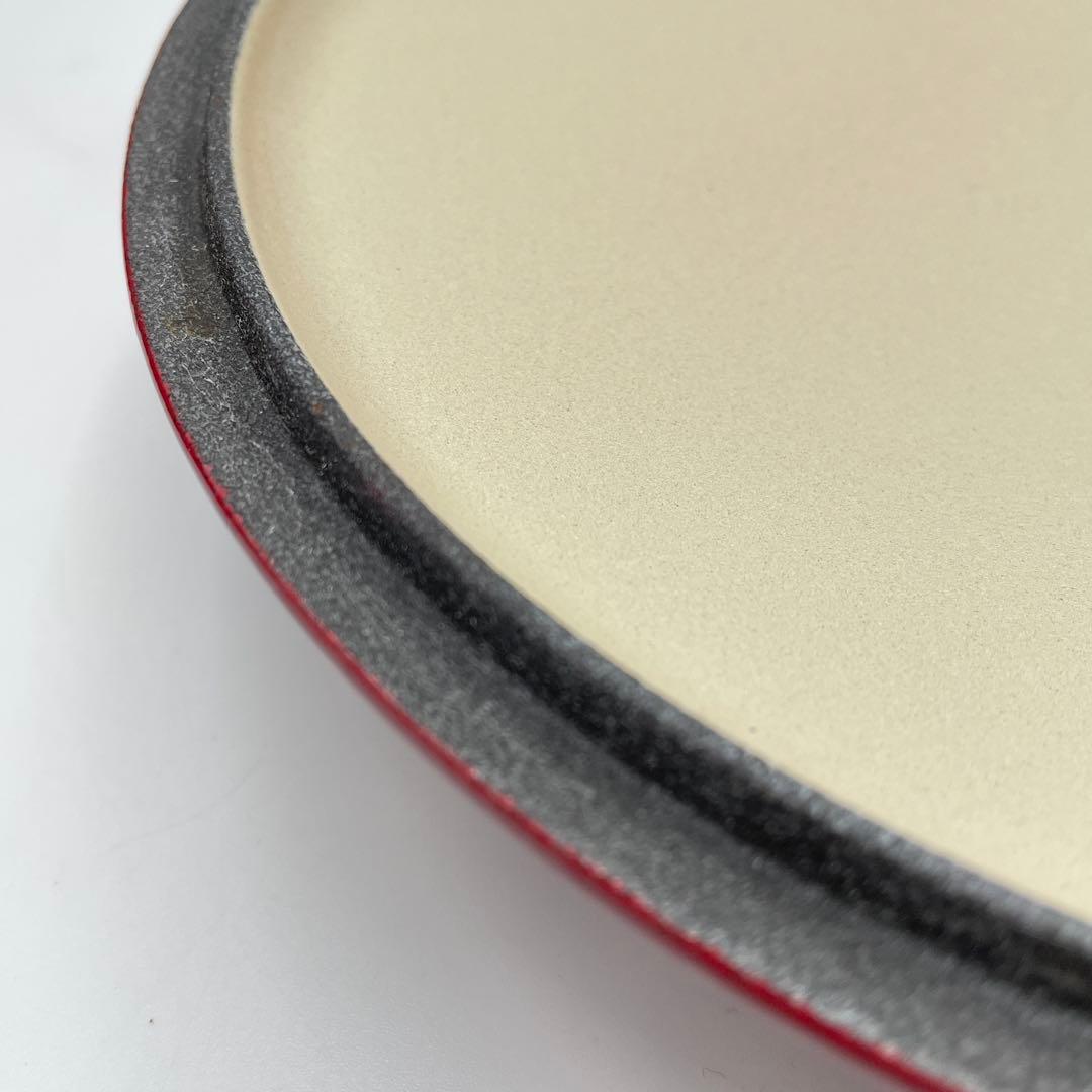 極美品　ルクルーゼ ココット ロンド　22cm バーガンディ　廃盤色