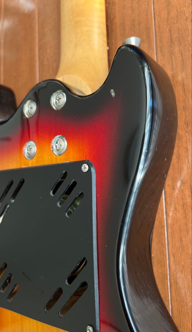 マリンライダー整備済コーラス付アンプ内蔵エレキギターミディアムスケール黒澤楽器