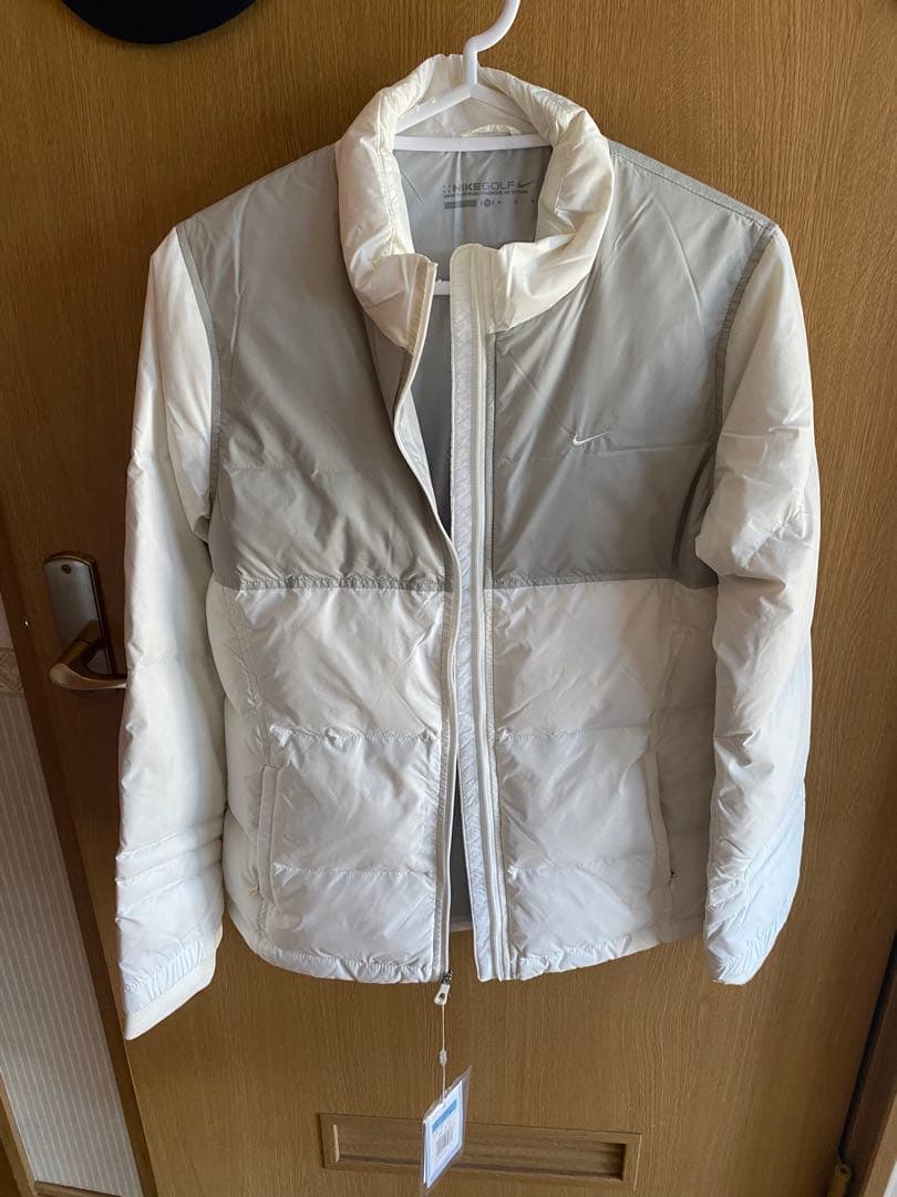 ナイキ・NIKE・ゴルフジャンパー・ダウン・新品・未使用最終値下げ