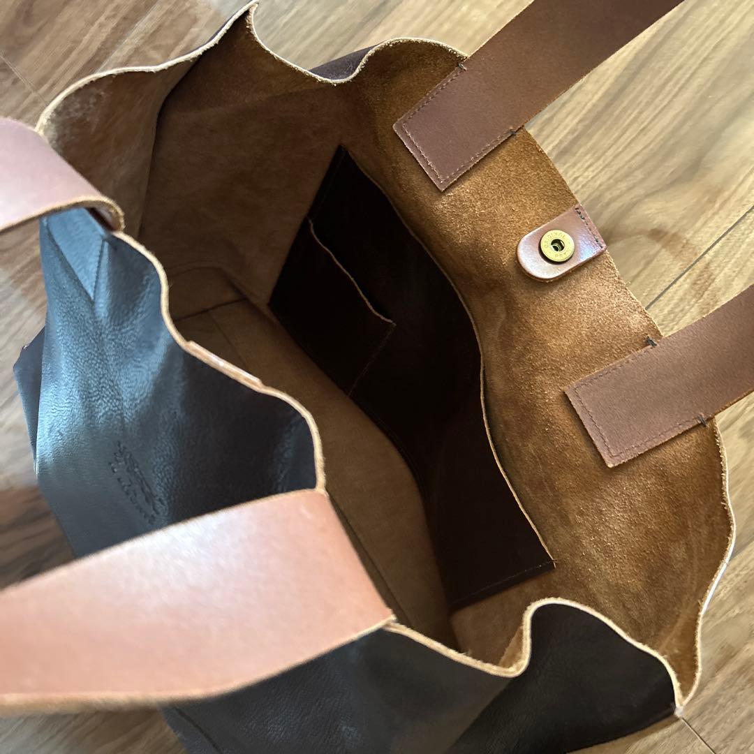 イルビゾンテ　本革　トートバッグ　A4可能