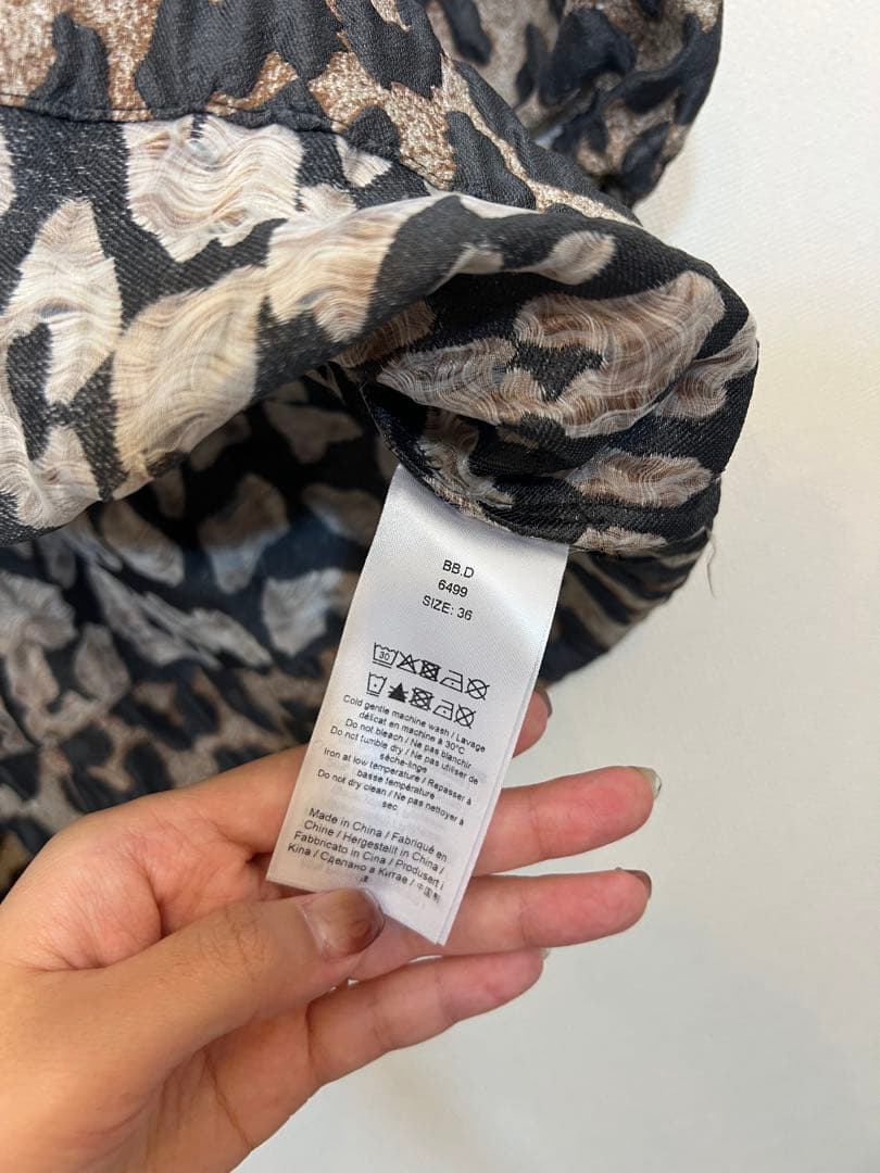 【GANNI】 ヒョウ柄 パフスリーブ トップス Mサイズ