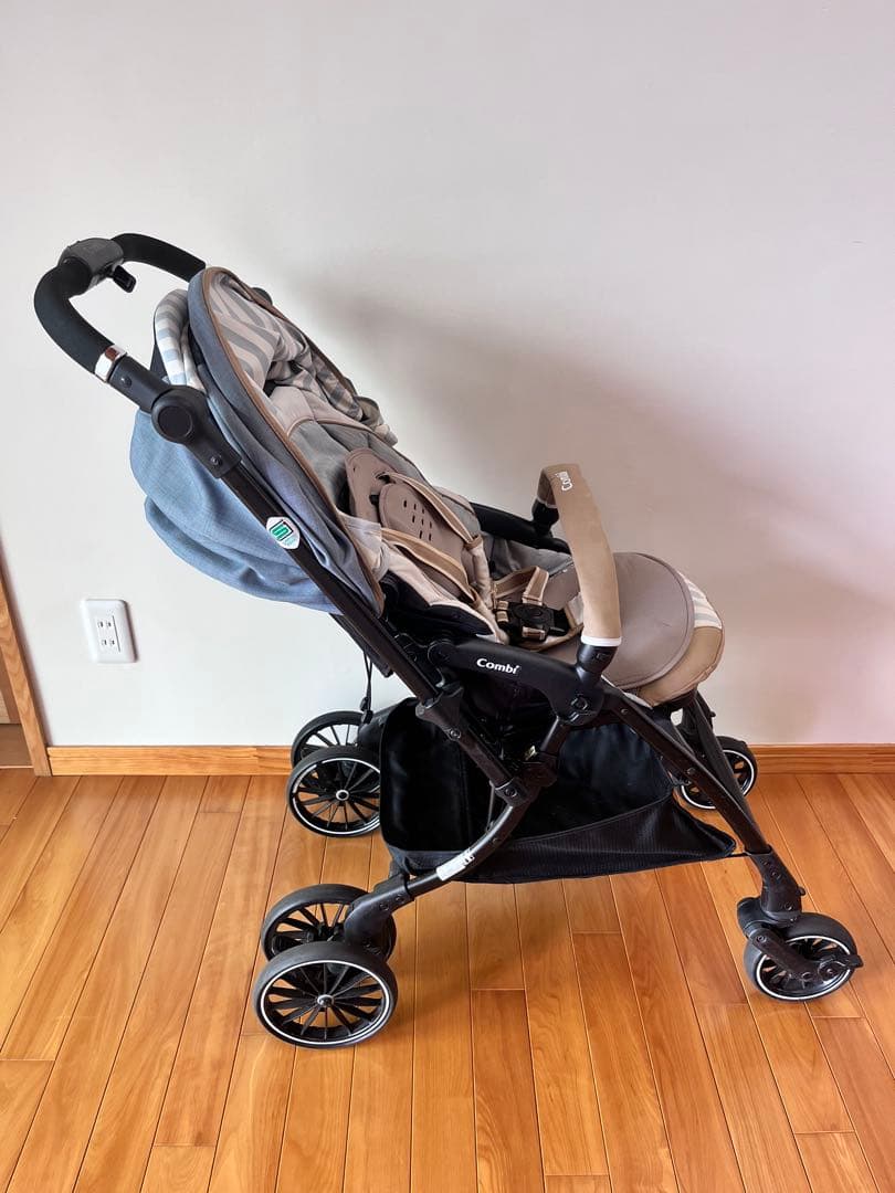 combi スゴカルSwitch plus エッグショック XL レインカバー付