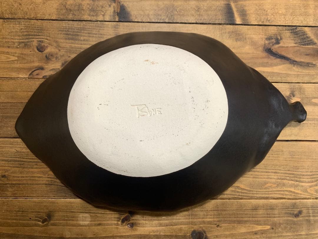 TSUNE 田中恒子　木の葉　土鍋　鍋　大皿