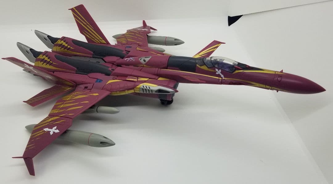 1/60 マクロスゼロ やまと完全変形シリーズ SV-51γ ノーラ機