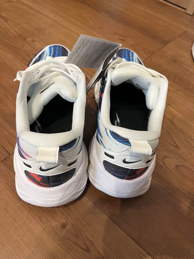 【新品】Nike ランニングシューズ ボメロ vomelo 18SE 27cm