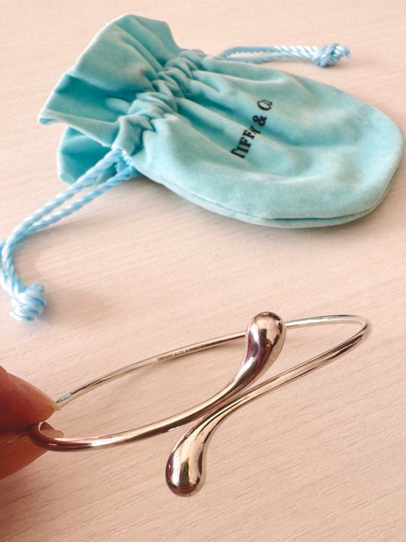 TIFFANY ティファニー エルサペレッティ ティアドロップ バングル