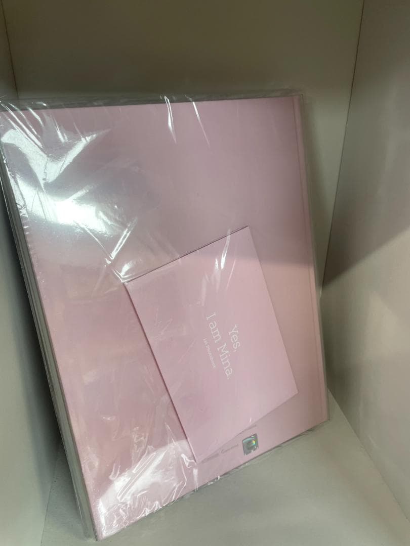 新品 Yes, I am Mina Pink ver TWICE ミナ　写真集