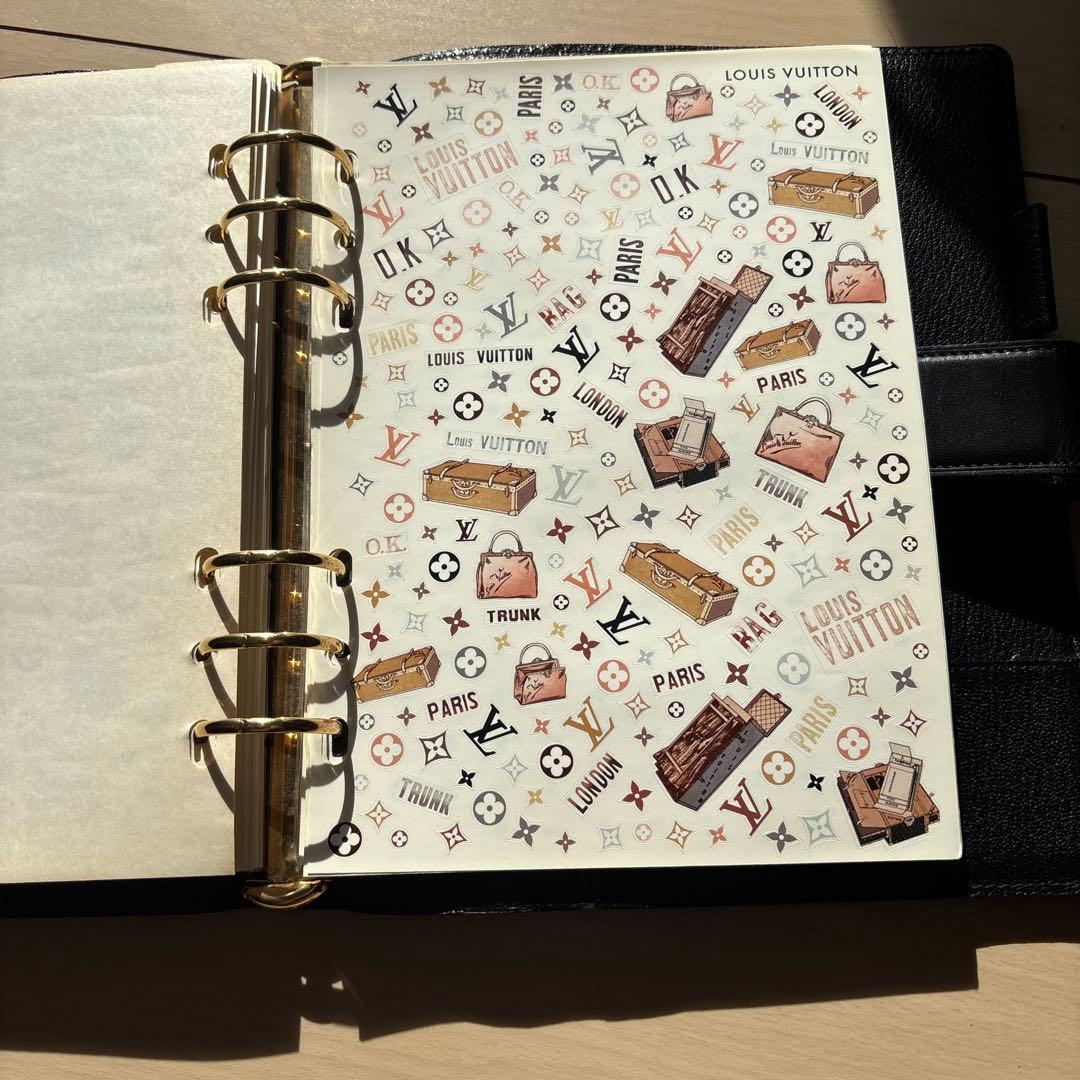 Louis Vuitton ブラック レザー ノート ノマド