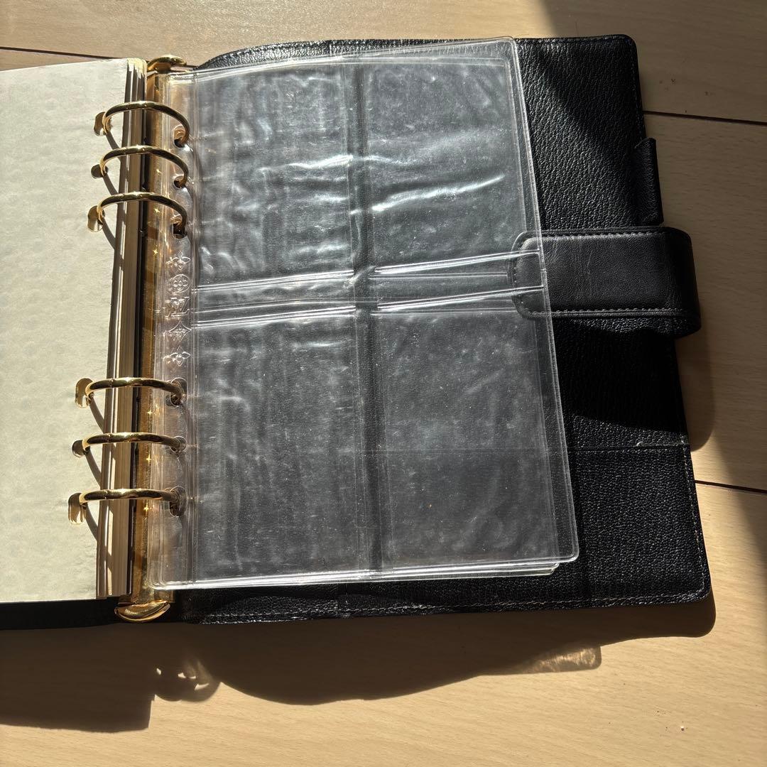 Louis Vuitton ブラック レザー ノート ノマド