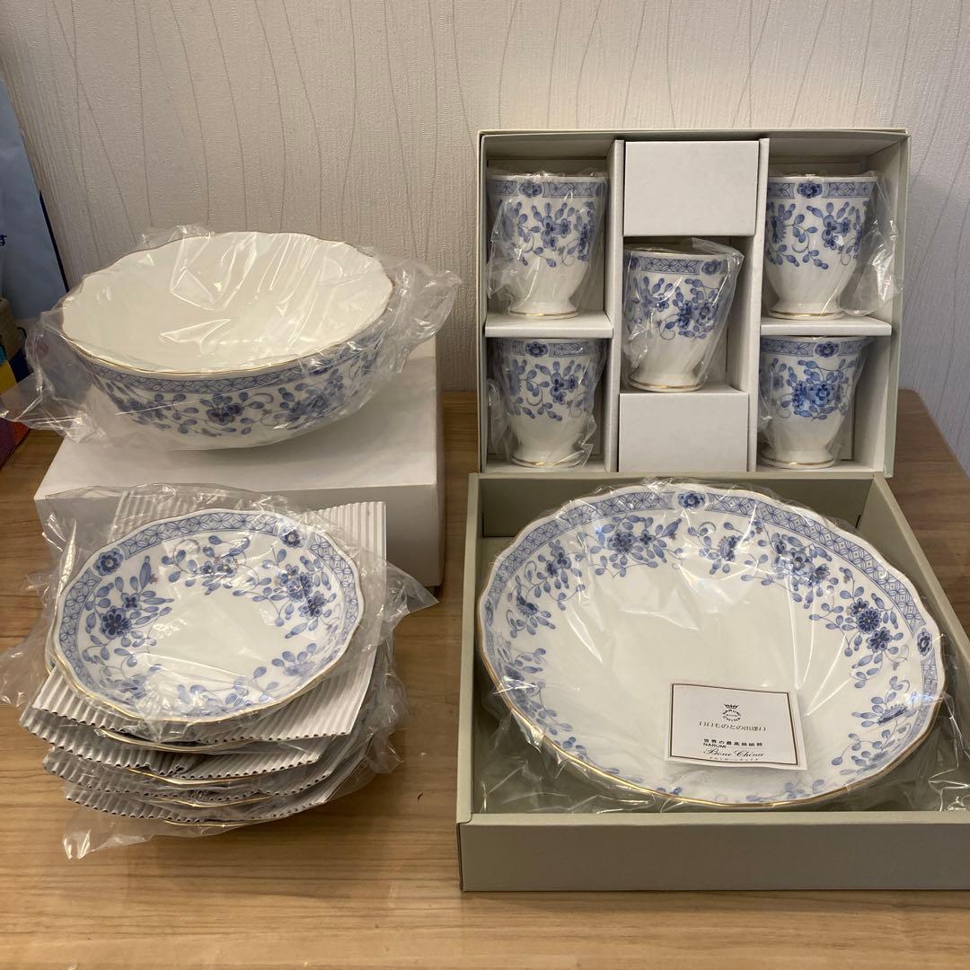 公式　ナルミ食器セット