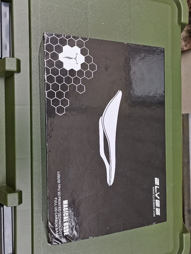 elvesbike サドル ホワイト