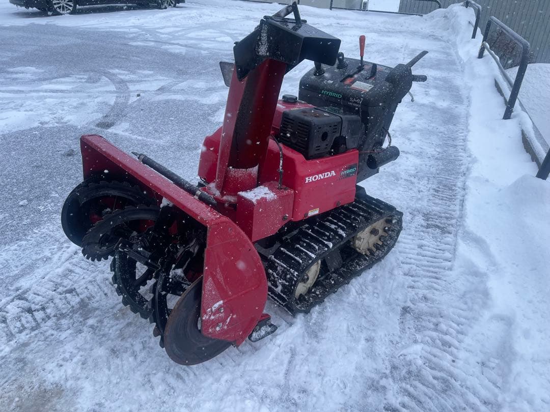 ホンダ　ハイブリッド 除雪機　１３馬力