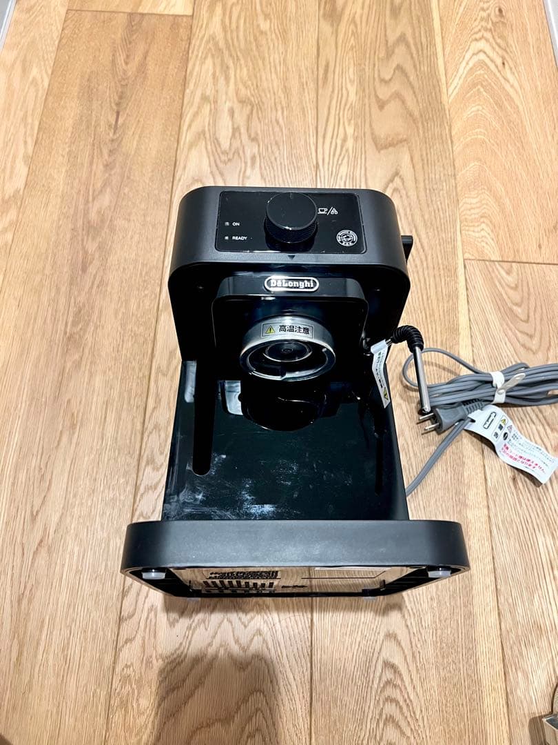 DeLonghi エスプレッソマシン スティローザ　EC235 J BK