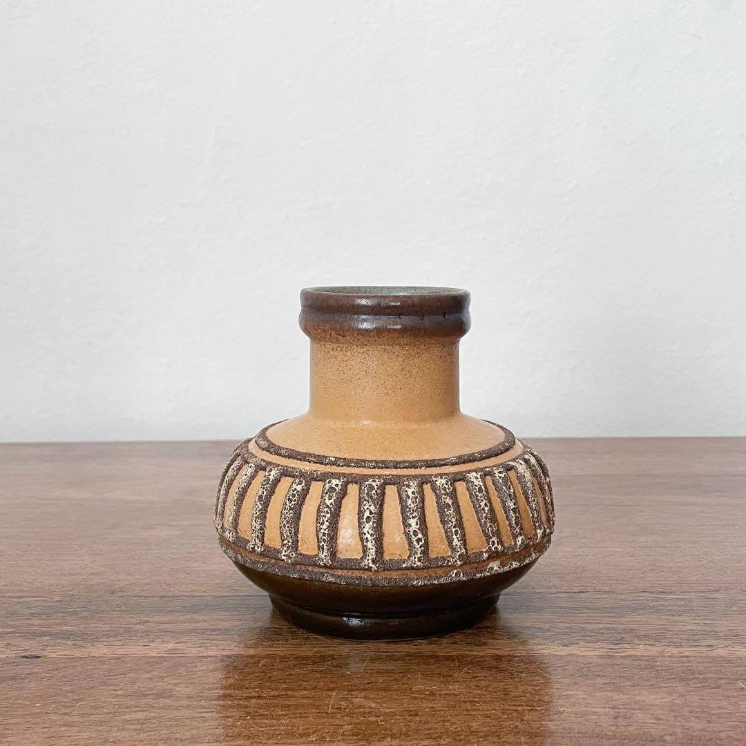 【東ドイツ Strehlaの花瓶】ミッドセンチュリー Fat lava 300