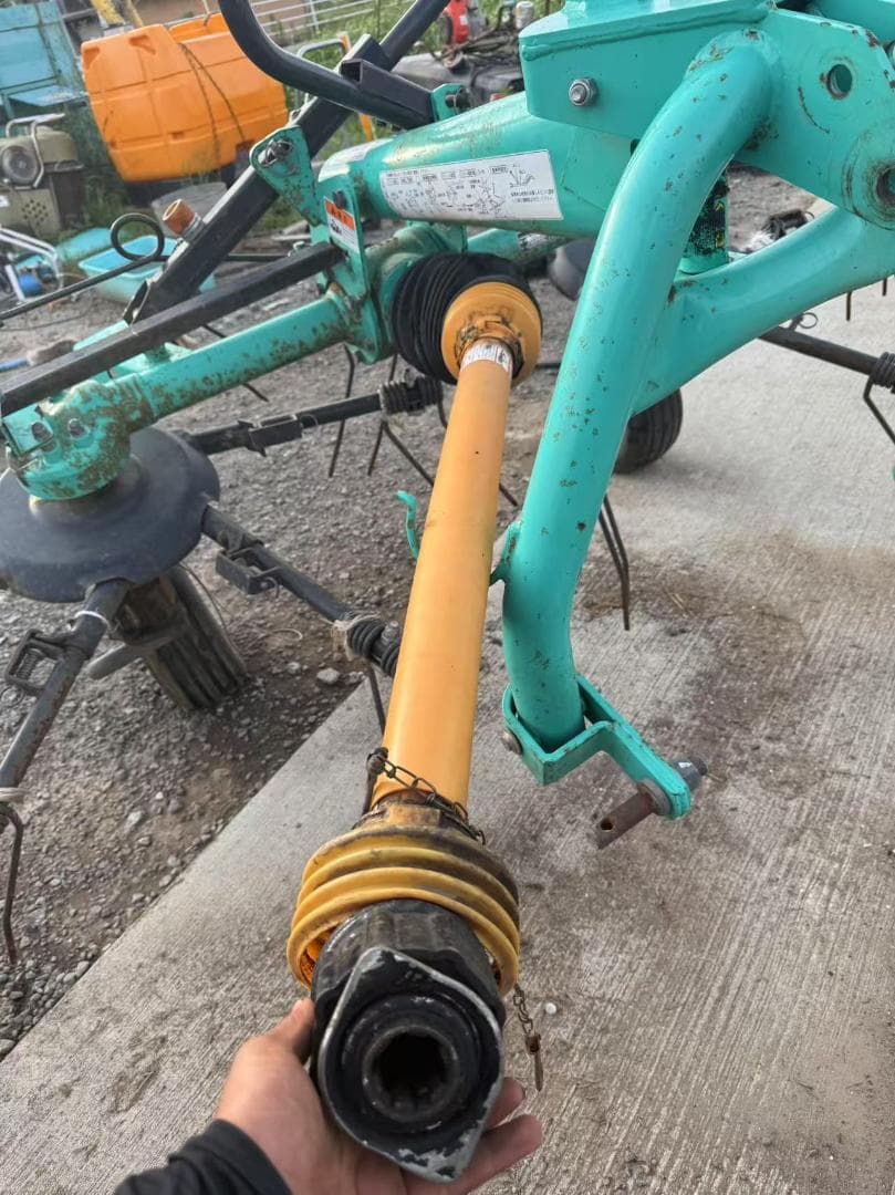 【福岡県みやま市】タカキタ ロータリーテッダ RT2610 ジョイント付 集草機