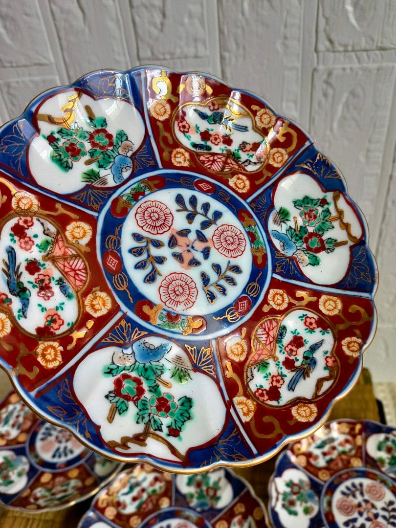 蔵出し 工芸品古伊万里 有田焼 盛皿揃 箱 秀峰作 金彩 絵付 印