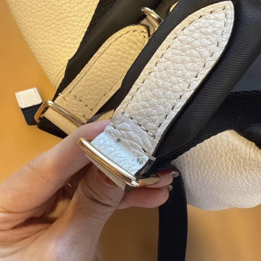 お値下げご相談ください　COACH ホワイト　レザー　リュック　バックパック