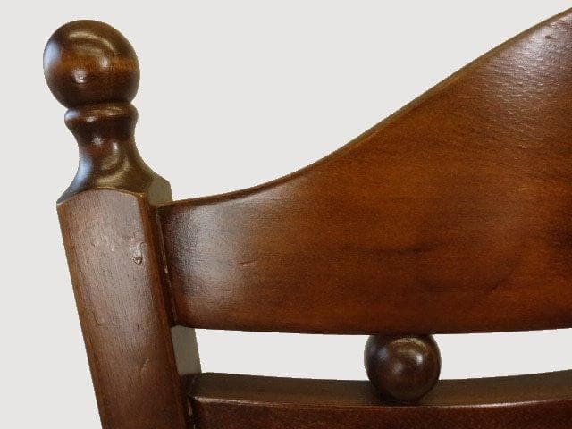 木製　ロッキングチェアー　彫刻入　再塗装済　ＵＳＥＤ