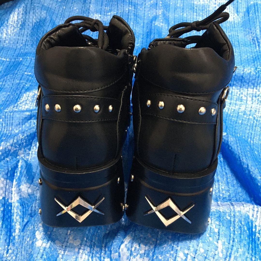 REFLEM　レフレム　チェーン付きプラットフォームシューズ