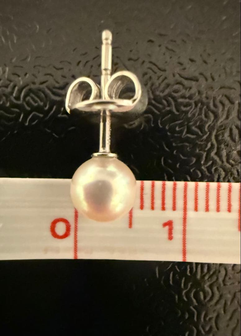 【1/30迄値下げ】MIKIMOTO 真珠 ピアス K18WG 5mm片耳 箱付