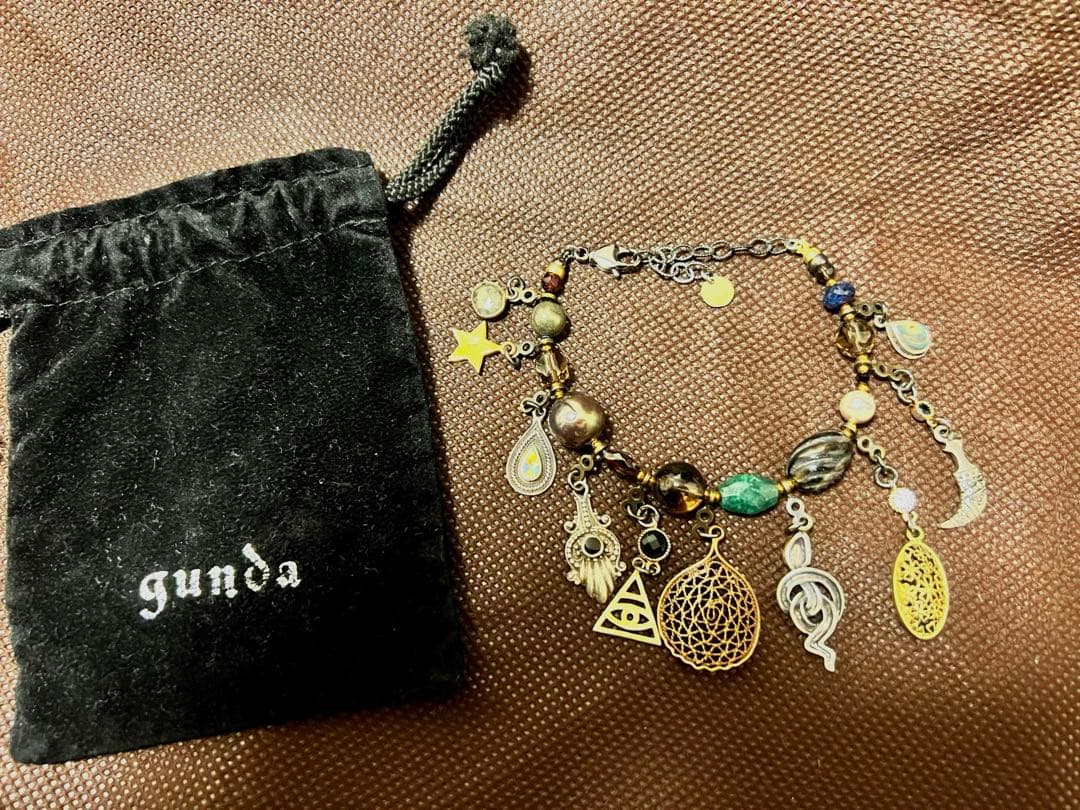 gunda ブレスレット