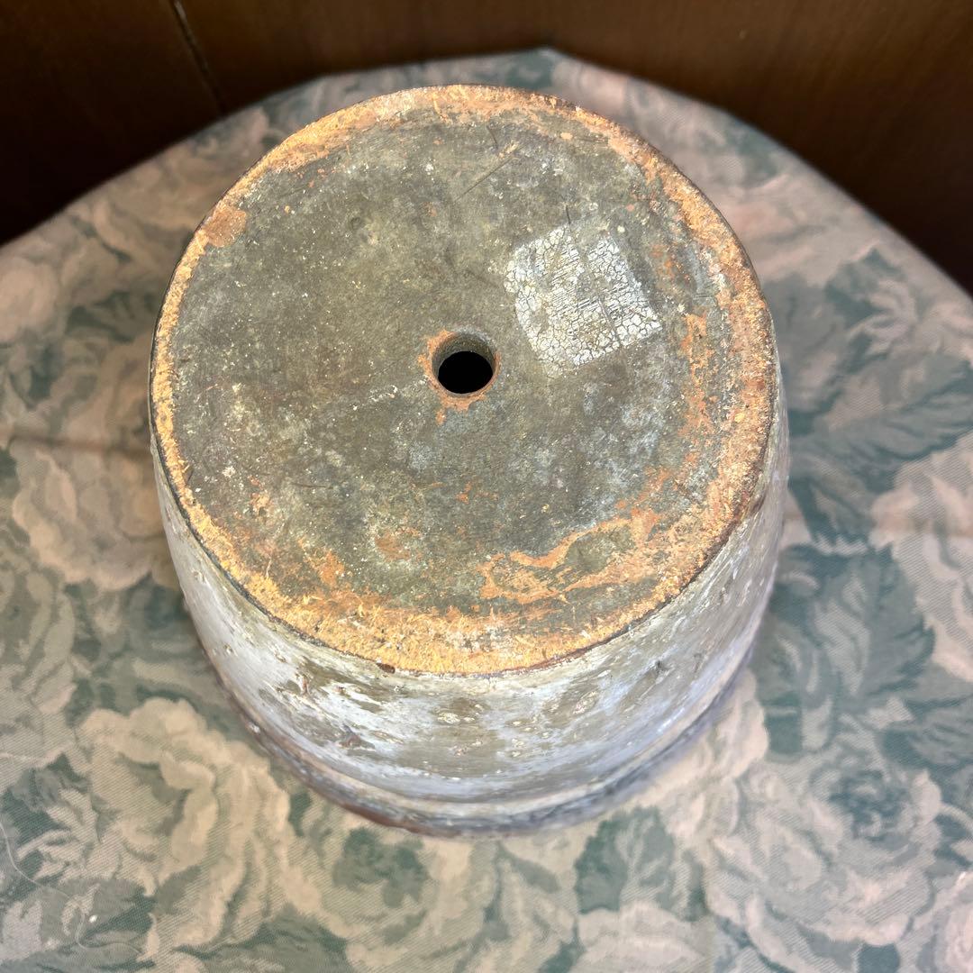 貴重 クラシックなレリーフラウンドポット W28cm淡いベージュ＆ブラウン穴有り