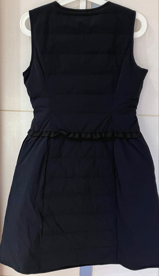 【美品】M'S GRACY ビーズワッペン カメリアチャーム ダウンベスト