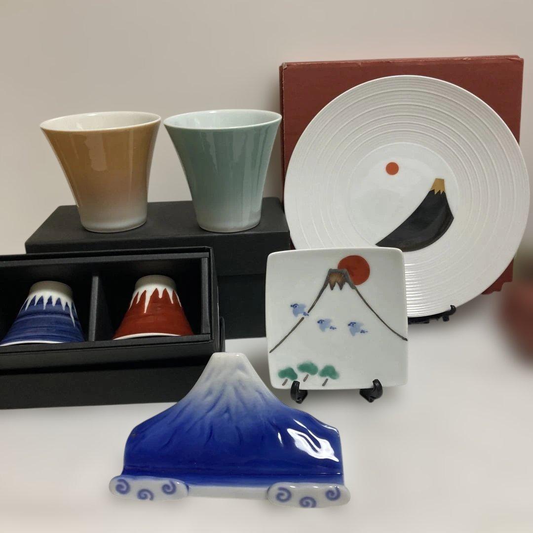 富士山　平皿＆パールペアーカップ＆ぐい呑み＆角小皿＆スマホスタンド